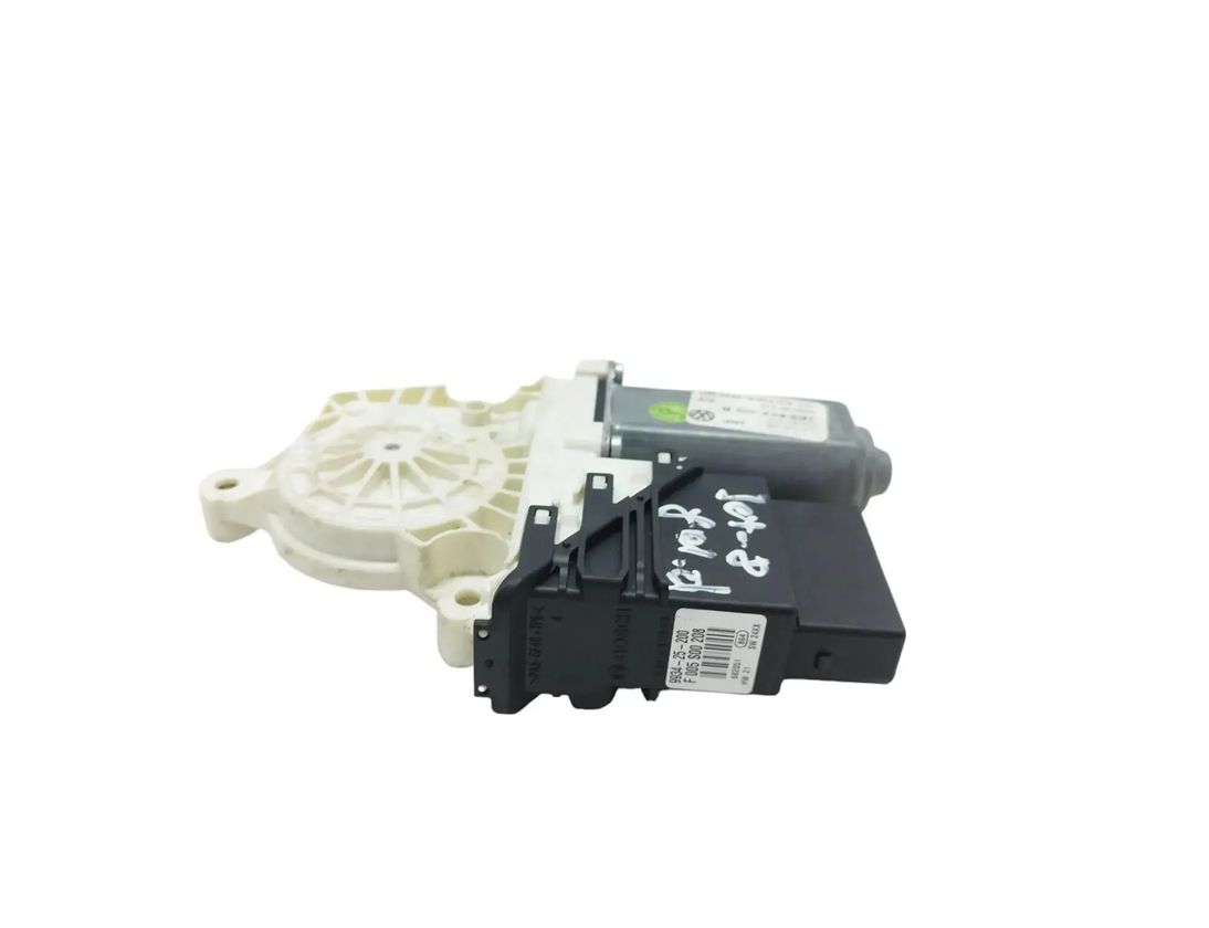 VOLKSWAGEN Jetta 5 generation (2005-2011) Маторчик стеклоподъемника задней правой двери 1K5839402B 27815394