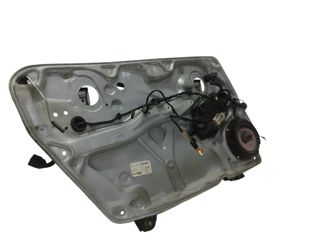 VOLKSWAGEN Passat B5 (1996-2005) Priekšējo kreiso durvju logu pacēlājs 3B4837751GD 28095655