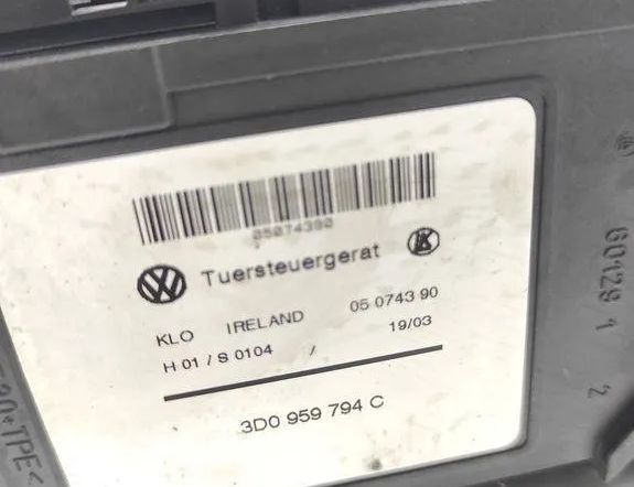 PORSCHE Cayenne 955 (2002-2010) Rear Right Door Window Control Motor 3D0959794C 31536208