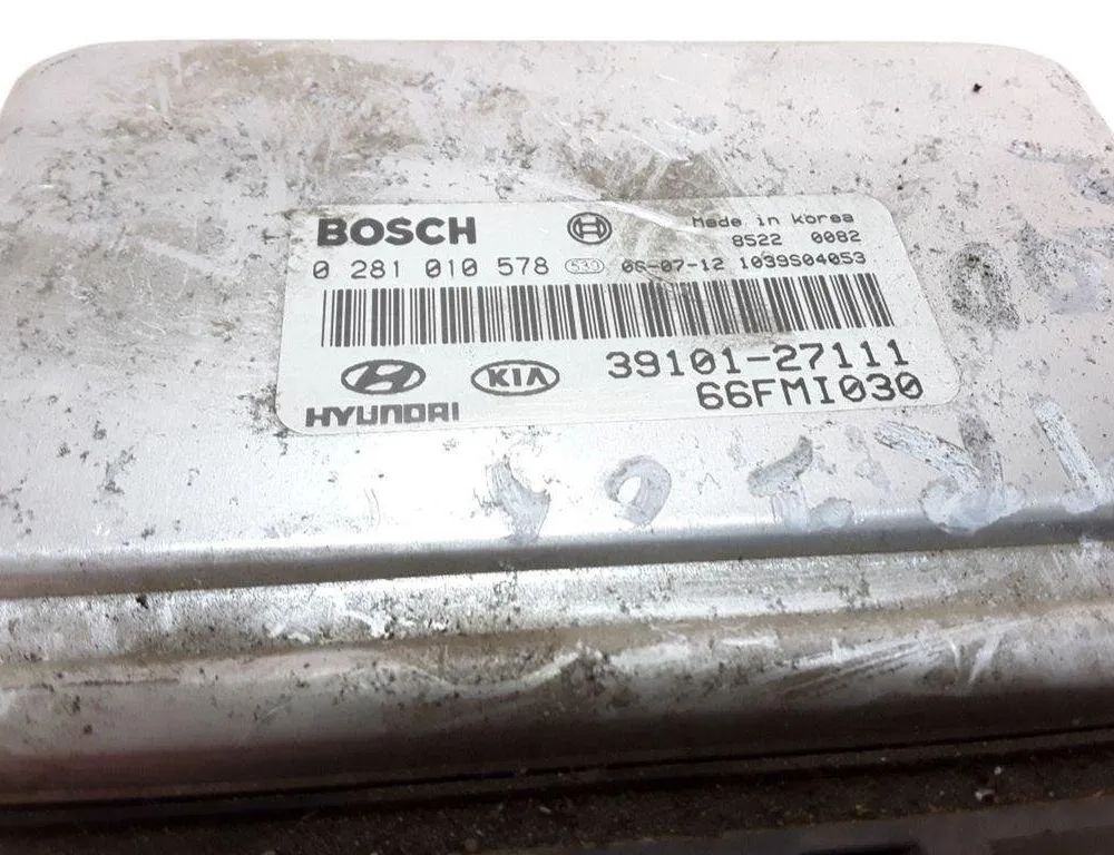 HYUNDAI Trajet 1 generation (2000-2007) Engine Control Unit ECU 3910127111 31586088