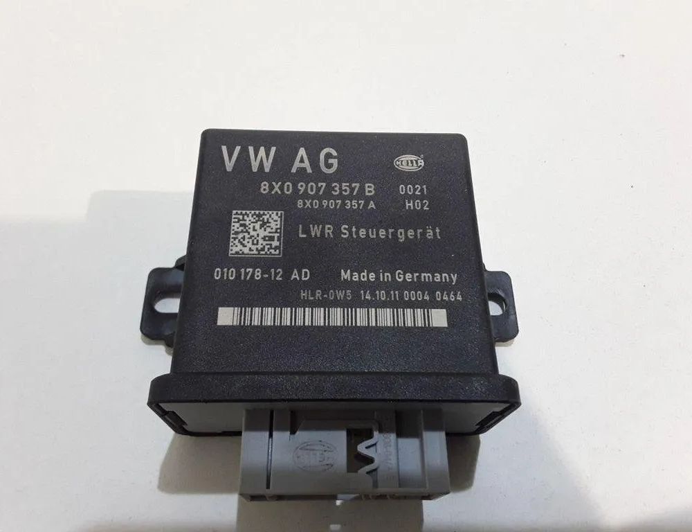 AUDI Q3 8U (2011-2020) Citau veidu vadības bloki 8X0907357B 32049443