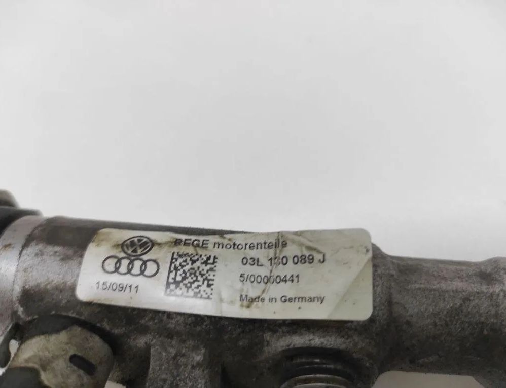 AUDI Q3 8U (2011-2020) Топливная рейка 03L130089J 32049485