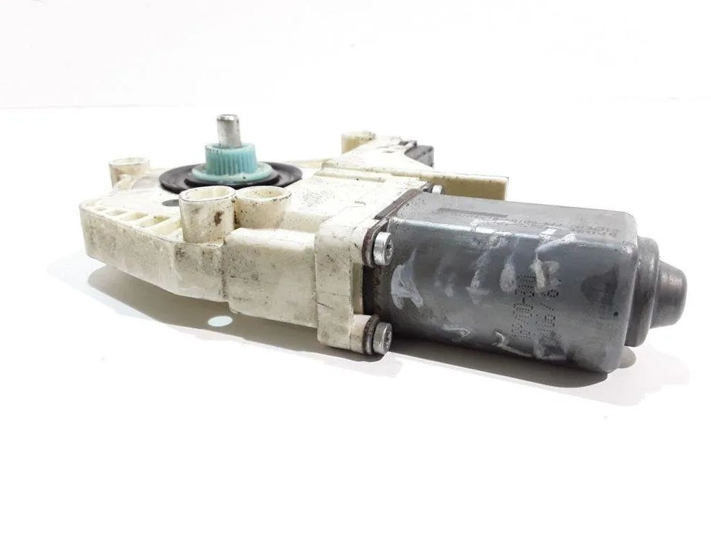 AUDI Q7 4L (2005-2015) Aizmugurējo labo durvju loga vadības motorīts 4L0959802B 32051080