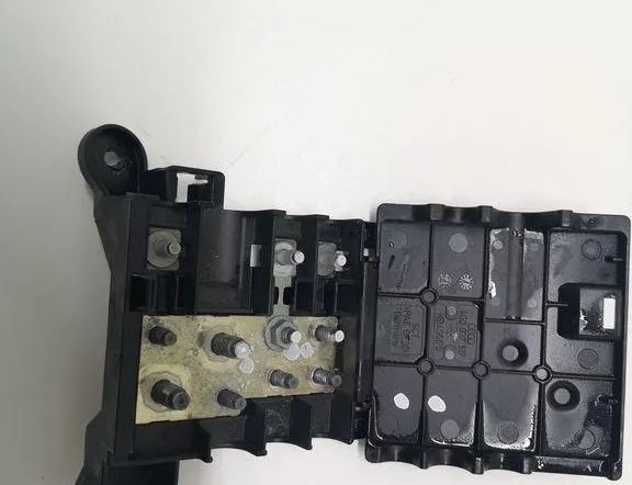 AUDI A6 C7/4G (2010-2020) Блок предохранителей 4G0937517 32752171