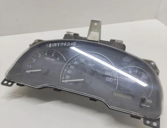 TOYOTA Avensis Verso 1 generation (2001-2003) Instrumentu panelis/spidometrs 8380044530 32810426