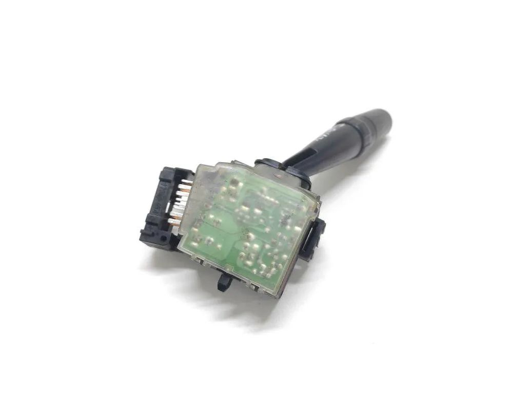 TOYOTA Avensis Verso 1 generation (2001-2003) Stikla tīrītāja rokturis 173654 32810739