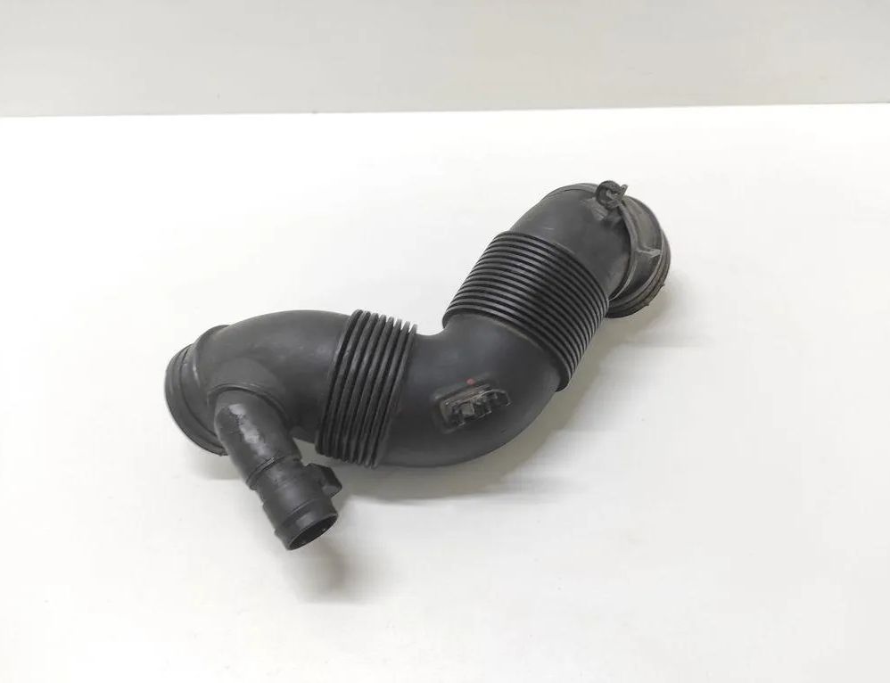 VOLKSWAGEN Caddy 3 generation (2004-2015) Air Intake Tube 3C0129654 33023410