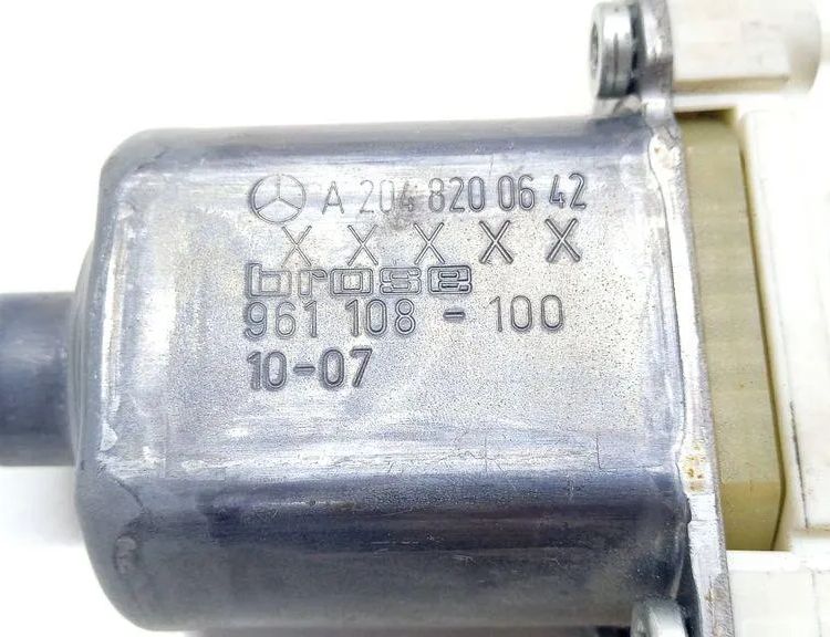 MERCEDES-BENZ C-Class W204/S204/C204 (2004-2015) Rear Right Door Window Control Motor A2048200642 33029346