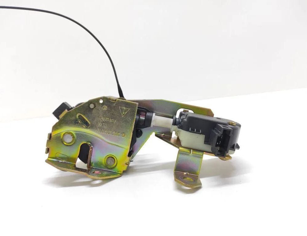 VOLKSWAGEN Touareg 1 generation (2002-2010) Window Tailgate Lock 7L0827506D 33053657