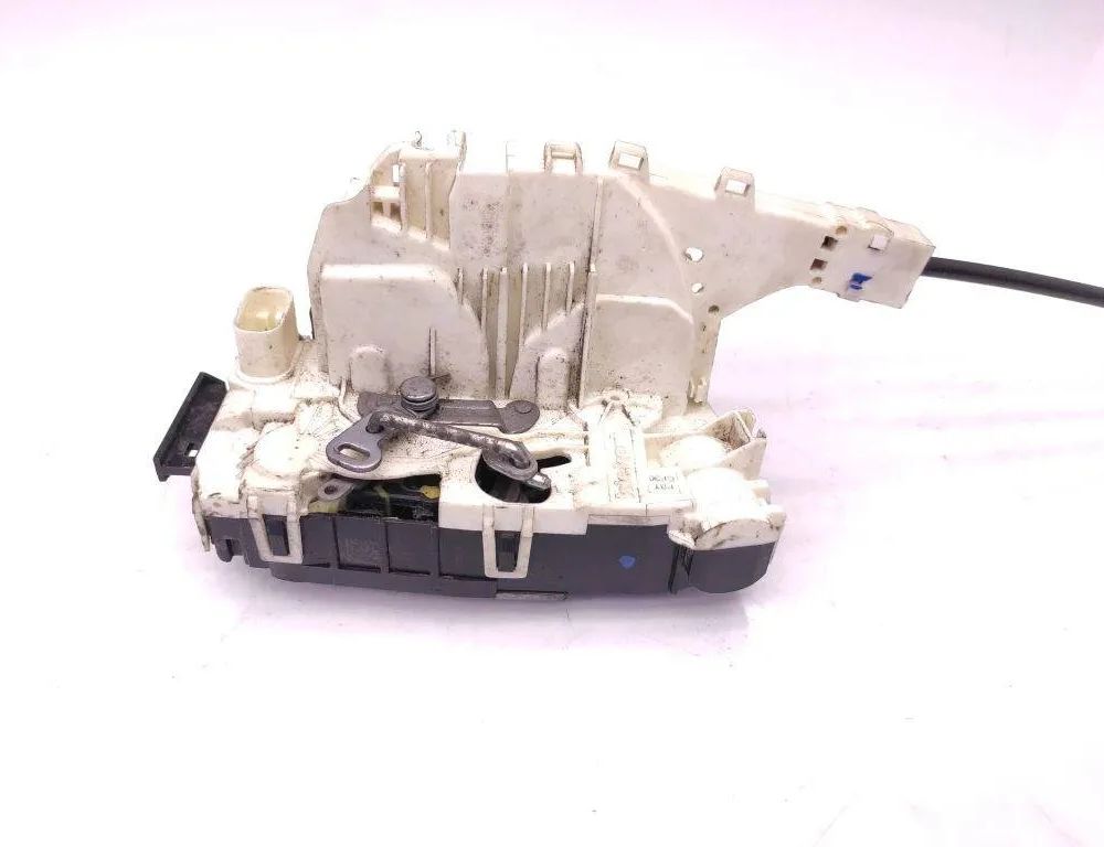 MERCEDES-BENZ Sprinter 2 generation (906) (2006-2018) Rear Right Door Lock A9067400935 31736007