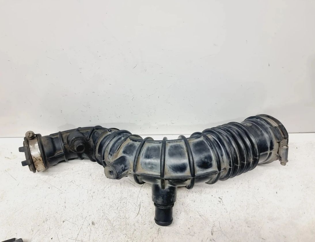 DACIA Sandero 2 generation (2013-2020) Gaisa ieplūdes caurule 165764382R 30217861