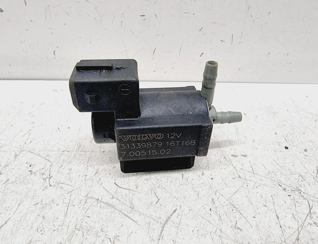 VOLVO V70 3 generation (2007-2020) Вакуумный клапан 31339879 30225043