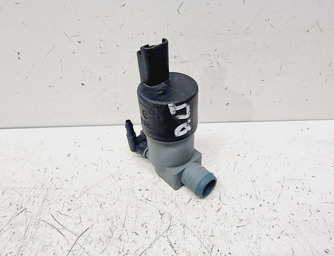 NISSAN Qashqai 2 generation (2013-2023) Washer Tank Motor 28920BU010 30226527