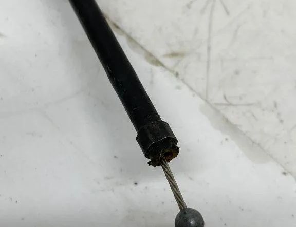 BMW 3 Series E90/E91/E92/E93 (2004-2013) Ручка выпуска капота 5123 30345419