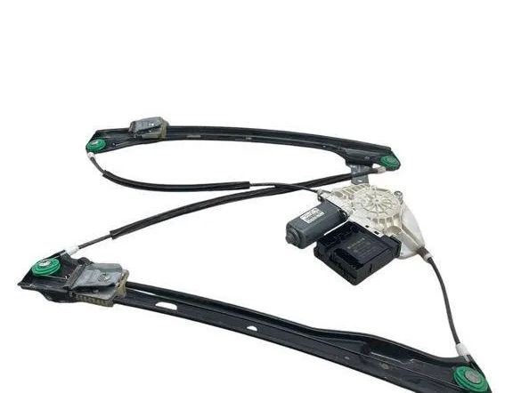 VOLKSWAGEN Golf 8 generation (2019-2023) Priekšējo kreiso durvju logu pacēlāja motorīts 1K4837401E 30346394