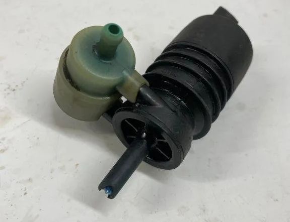 VOLKSWAGEN Multivan T5 (2003-2015) Моторчик бачка омывателя PA6GBGF30 30348234