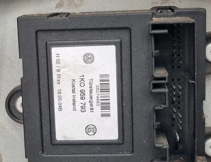 VOLKSWAGEN Caddy 3 generation (2004-2015) Front Left Door Window Regulator 1T0837756H,1K0959793,2K2837752AS 24172669