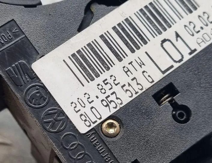 SKODA Fabia 6Y (1999-2007) Indicator Wiper Stalk Switch 8L0953513G,4B0953503H 24182951