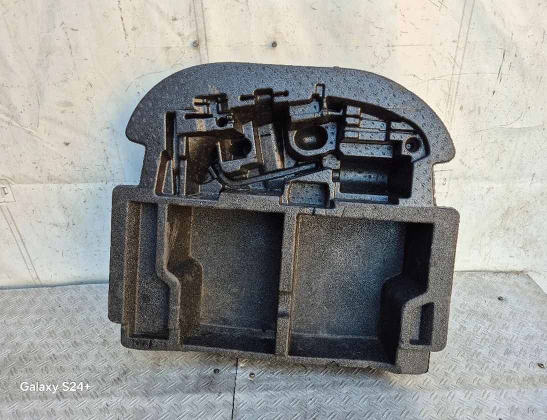 SKODA Octavia 3 generation (2013-2020) Бардачок 5E5863957A 26907315