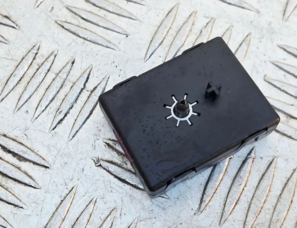 BMW 5 Series G30/G31 (2016-2023) Antenas pastiprinātājs 9389559,65209389559 32759451