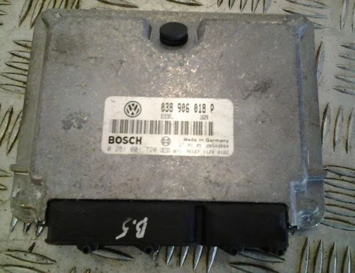 VOLKSWAGEN Passat B5 (1996-2005) Блок управления двигателем 038906018P,0281001720 22231121