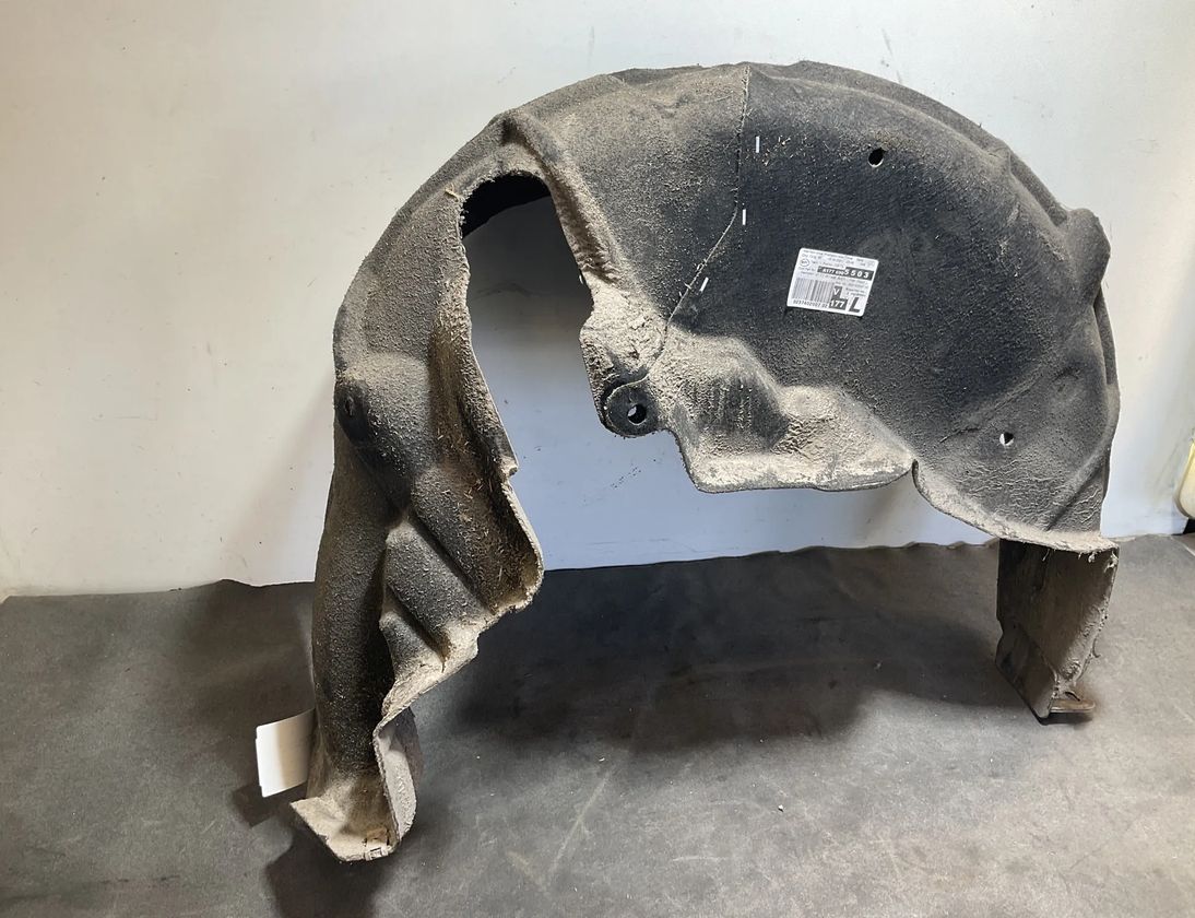 MERCEDES-BENZ A-Class W177 (2018-2024) Aizmugurējais kreisais paspārnis A1776905503 25580308