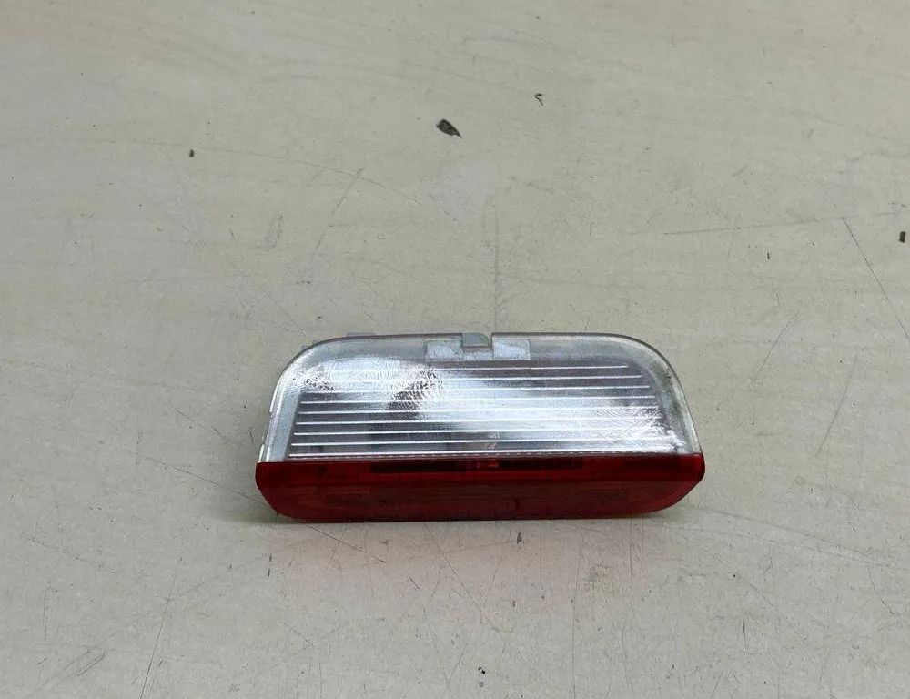 PORSCHE Cayenne 958 (2010-2018) Salona apgaismojums 1K0947411C 31416487