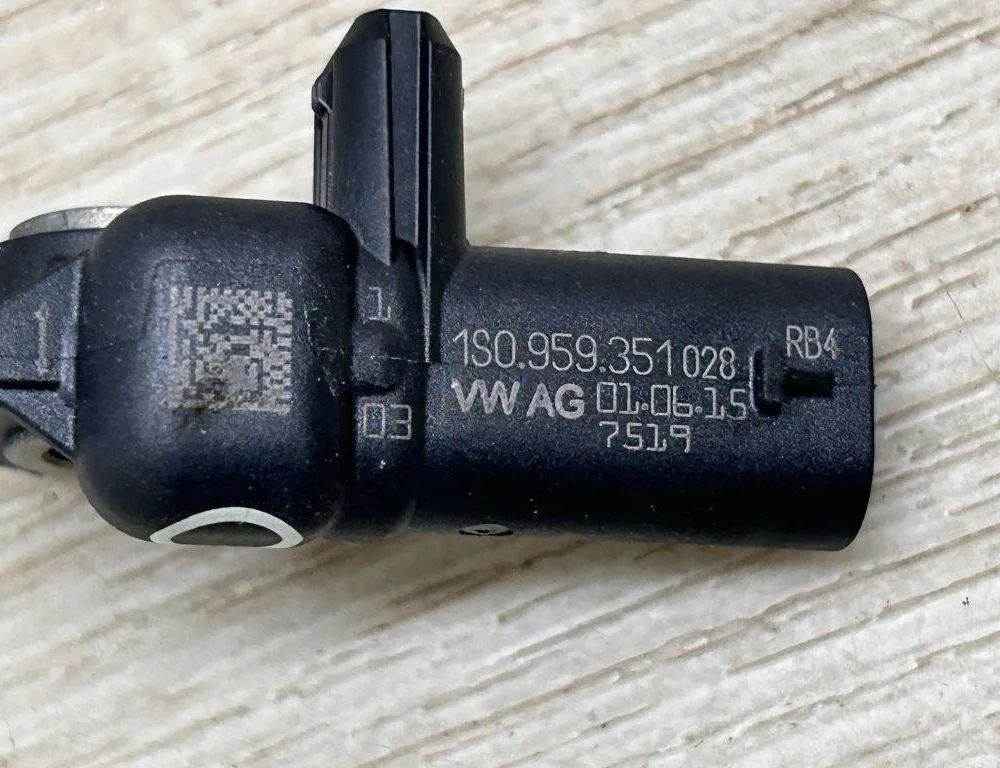 PORSCHE Cayenne 958 (2010-2018) Aizmugurējais kreisais trieciena sensors 1S0959351 31419813