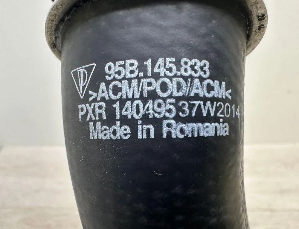 PORSCHE Macan 1 generation (2013-2023) Starpdzesētāja / interkūlera truba 95B145833 31420019