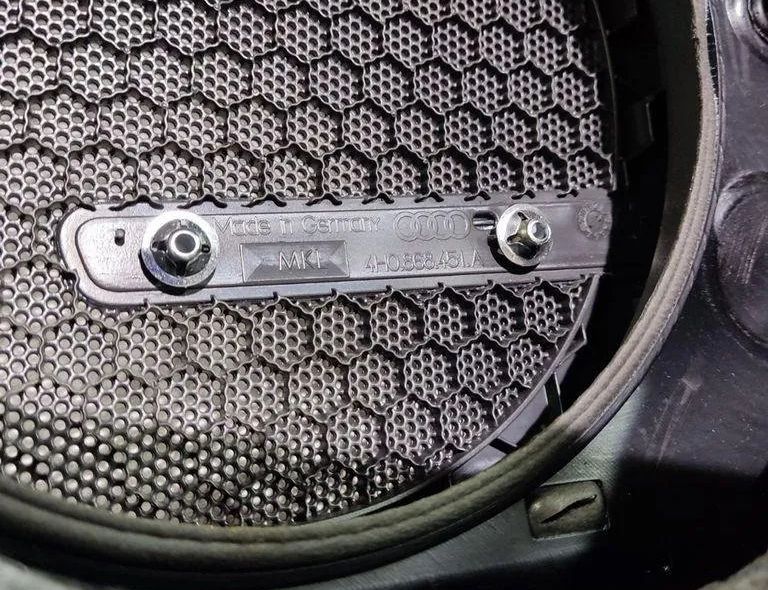 AUDI A8 D2/4D (1994-2002) Обшивка двери задней левой стороны 4H48687317 31420688