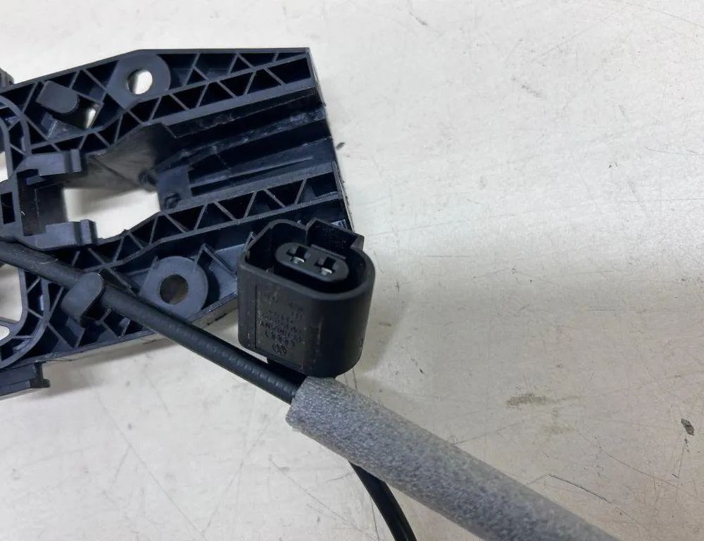 PORSCHE Cayenne 958 (2010-2018) Кронштейн ручки передней правой двери 7P5837885B 31421748