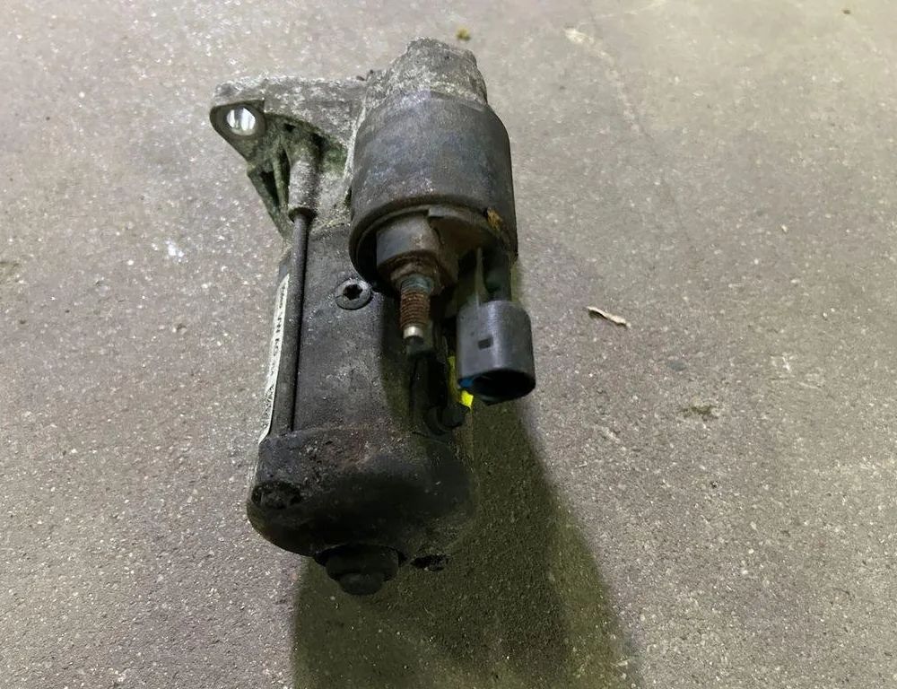 VOLKSWAGEN Passat B7 (2010-2015) Starter Motor 02E911024H 31424148