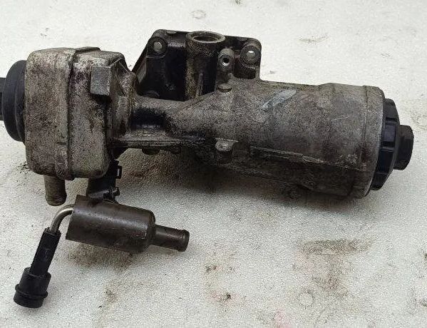 VOLKSWAGEN Passat B8 (2014-2023) Oil Filter Holder 045115389J,045115389E 31897231