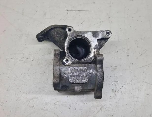 SKODA Superb 2 generation (2008-2015) Throttle Body 03G129637A 31900153