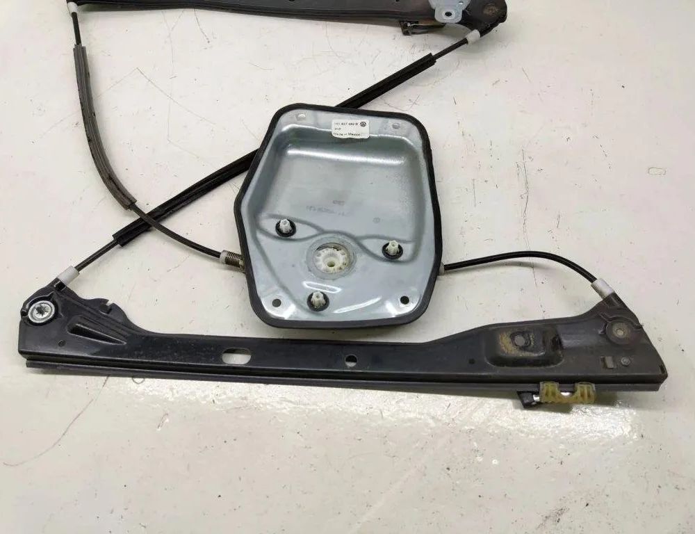 VOLKSWAGEN Variant VII TDI (2014-2024) Стеклоподъемник задней правой двери 1K5837462B 31901751