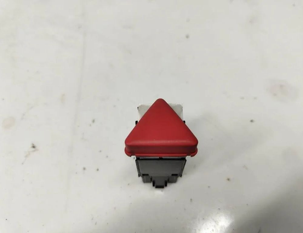 VOLKSWAGEN Jetta 3 generation (1992-1998) Avārijas poga 1K0953509A 32001259