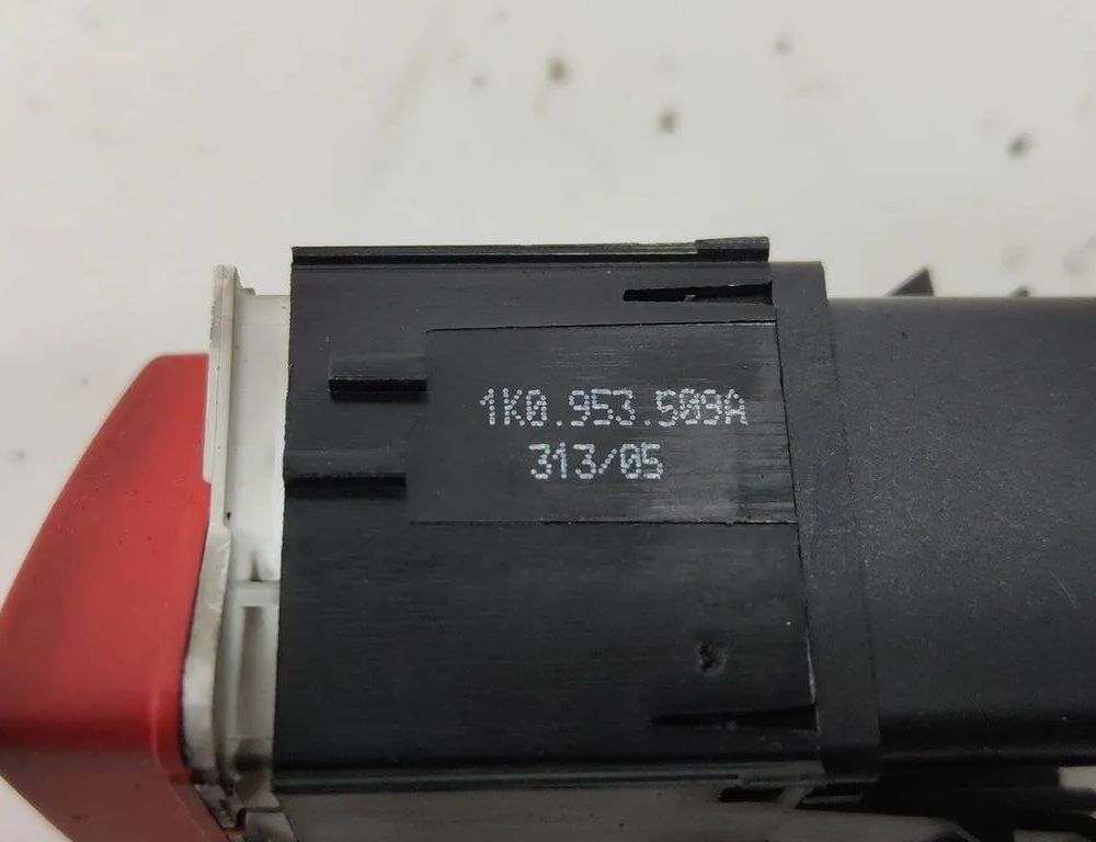 VOLKSWAGEN Jetta 3 generation (1992-1998) Avārijas poga 1K0953509A 32001259