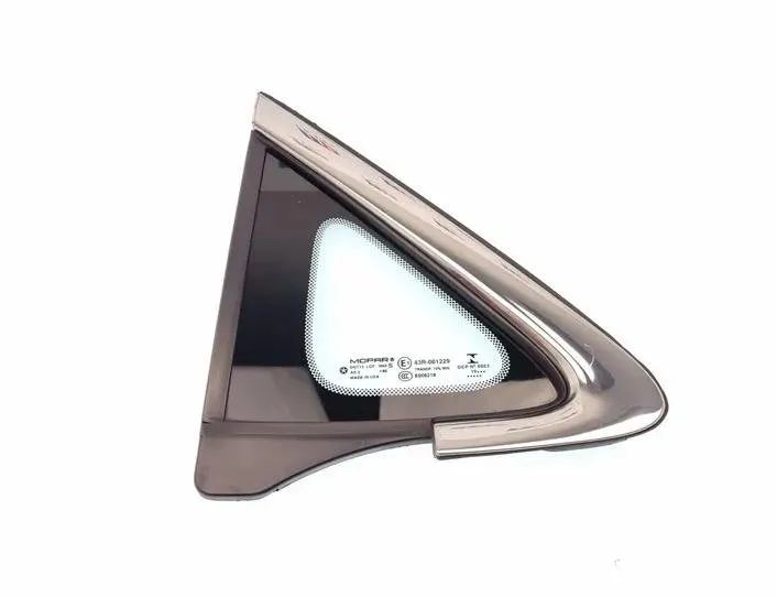 CHRYSLER Pacifica 2 generation (RU) (2016-2023) Переднеяя правая фортка 68227746AE,43R001229 24782324