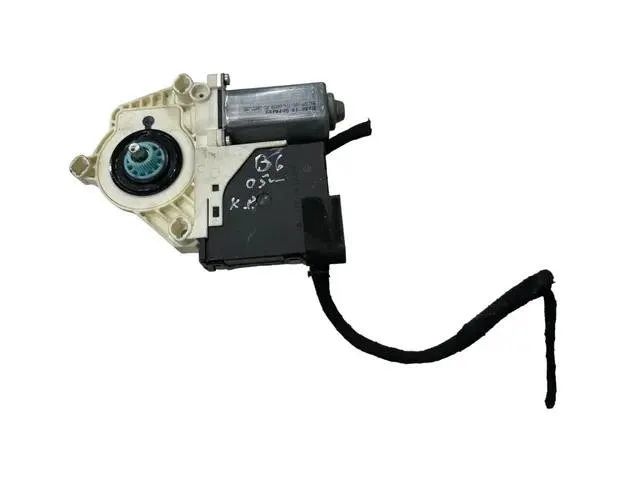 VOLKSWAGEN Passat B6 (2005-2010) Маторчик стеклоподъемника передней левой двери 980851109,1K0959701K,981235103 26570177