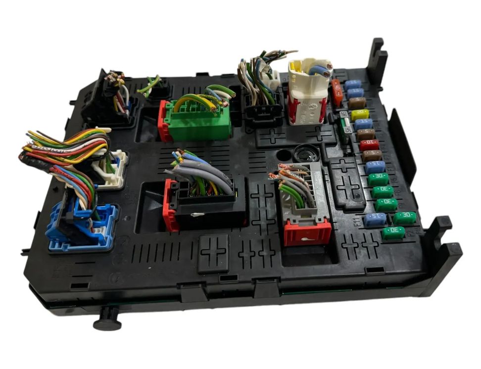 TOYOTA ProAce City C (2000-2006) Drošinātāju kārba 281197595 29966001