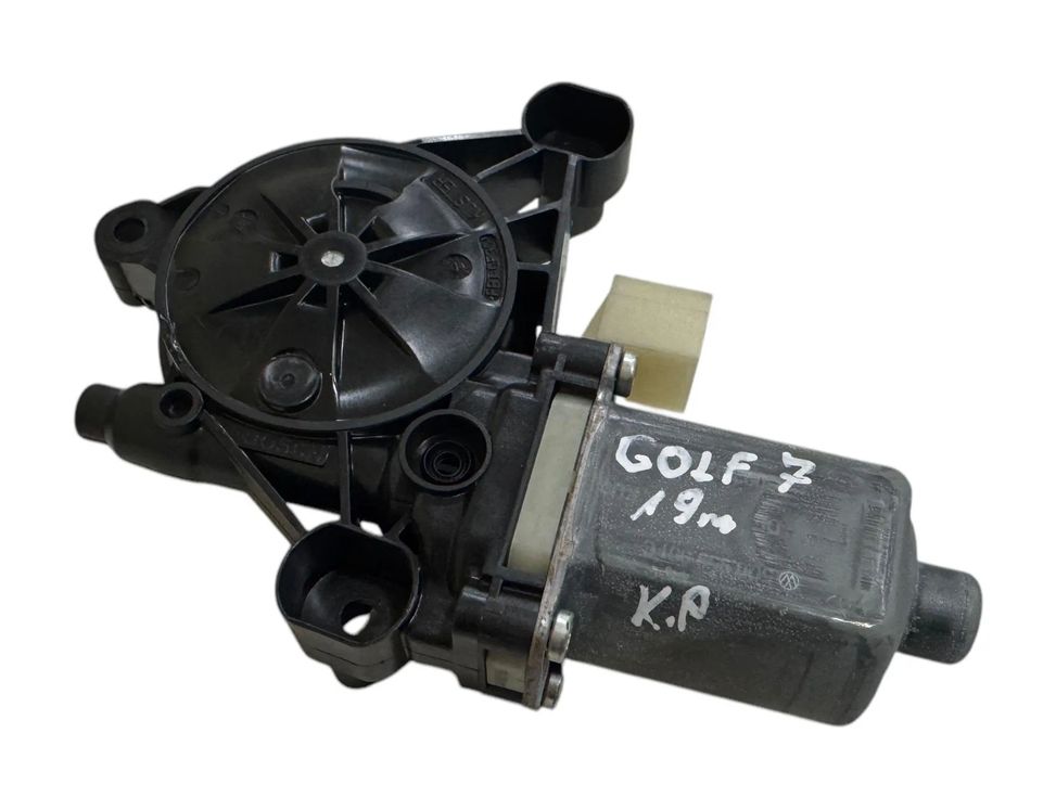 VOLKSWAGEN Golf 7 generation (2012-2024) Front Left Door Window Regulator Motor 0130822077 29976760