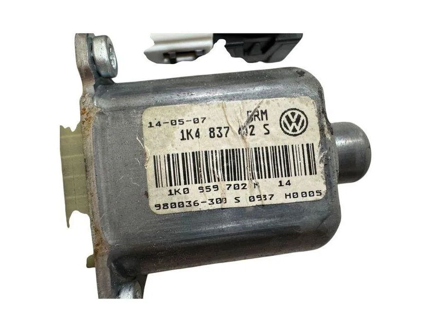 VOLKSWAGEN Golf 8 generation (2019-2023) Priekšējo kreiso durvju logu pacēlāja motorīts 1K4837402S 30488161