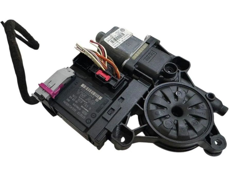 VOLKSWAGEN Passat B6 (2005-2010) Priekšējo kreiso durvju logu pacēlāja motorīts 980851131 30644998