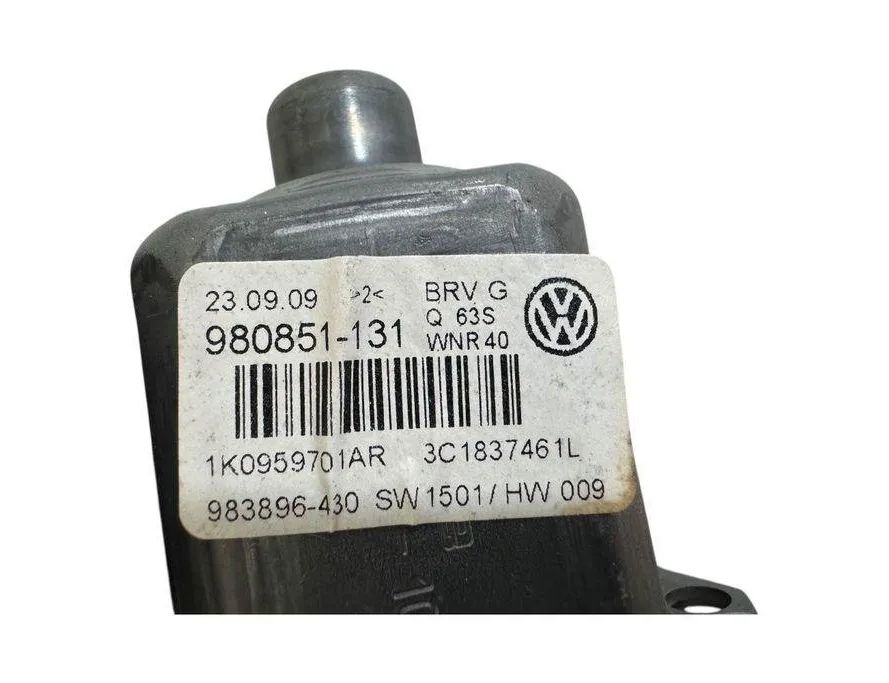 VOLKSWAGEN Passat B6 (2005-2010) Priekšējo kreiso durvju logu pacēlāja motorīts 980851131 30644998