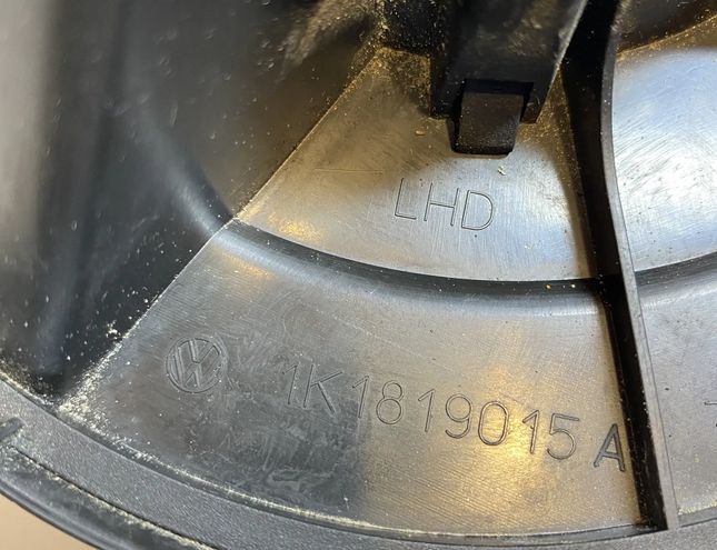 VOLKSWAGEN Caddy 3 generation (2004-2015) Нагревательный вентиляторный моторчик салона 1K1819015A 20696919