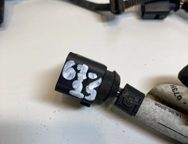 VOLKSWAGEN Touareg 1 generation (2002-2010) ДРУГОЙ ПРОВОДНИК 7L6971073 23923853