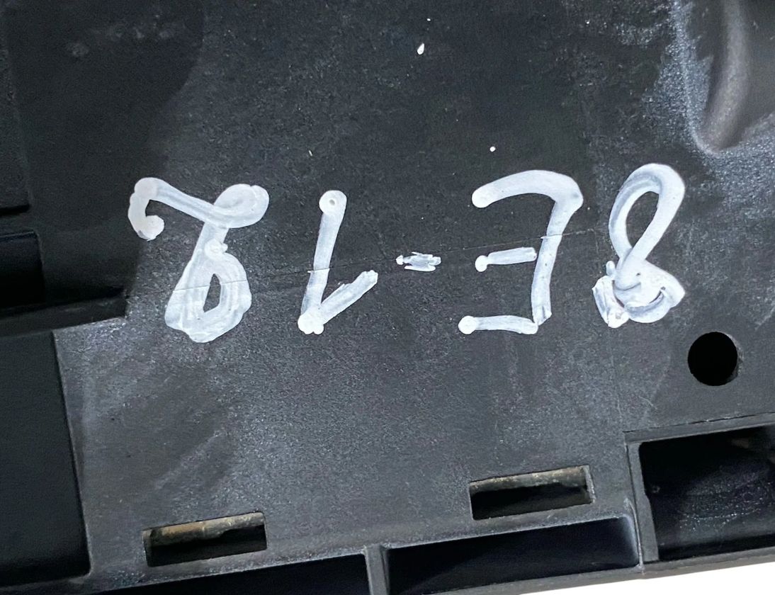 AUDI A6 C7/4G (2010-2020) Другие части внутренние двигателя 4G0937517 30765895