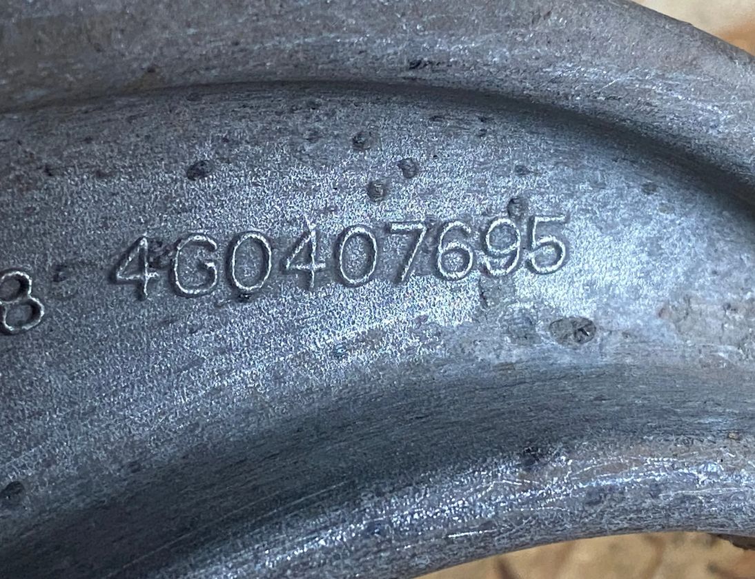 AUDI A6 C7/4G (2010-2020) Front Wishbone Arms 4G0407695 30810590