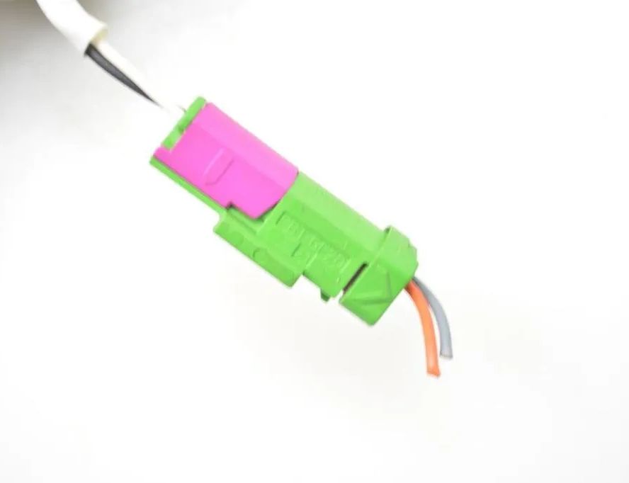 VOLVO XC60 1 generation (2008-2017) Rear Left Seatbelt 39818854 28456955