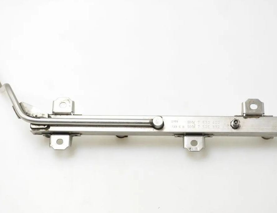 BMW 3 Series E90/E91/E92/E93 (2004-2013) Топливная рейка 7530420 30481344